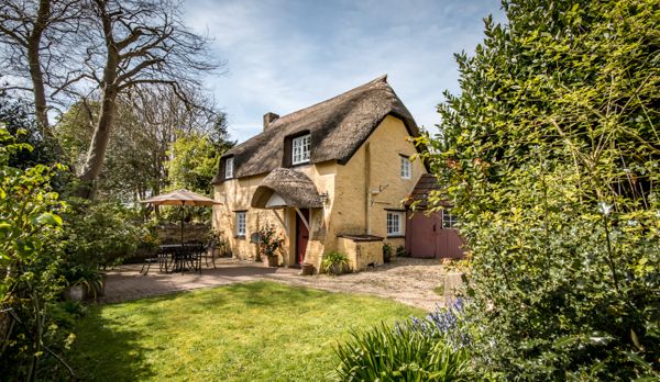 Elizabeth Cottage image