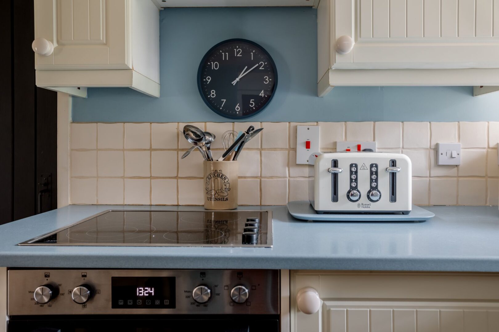 Elizabeth Cottage image