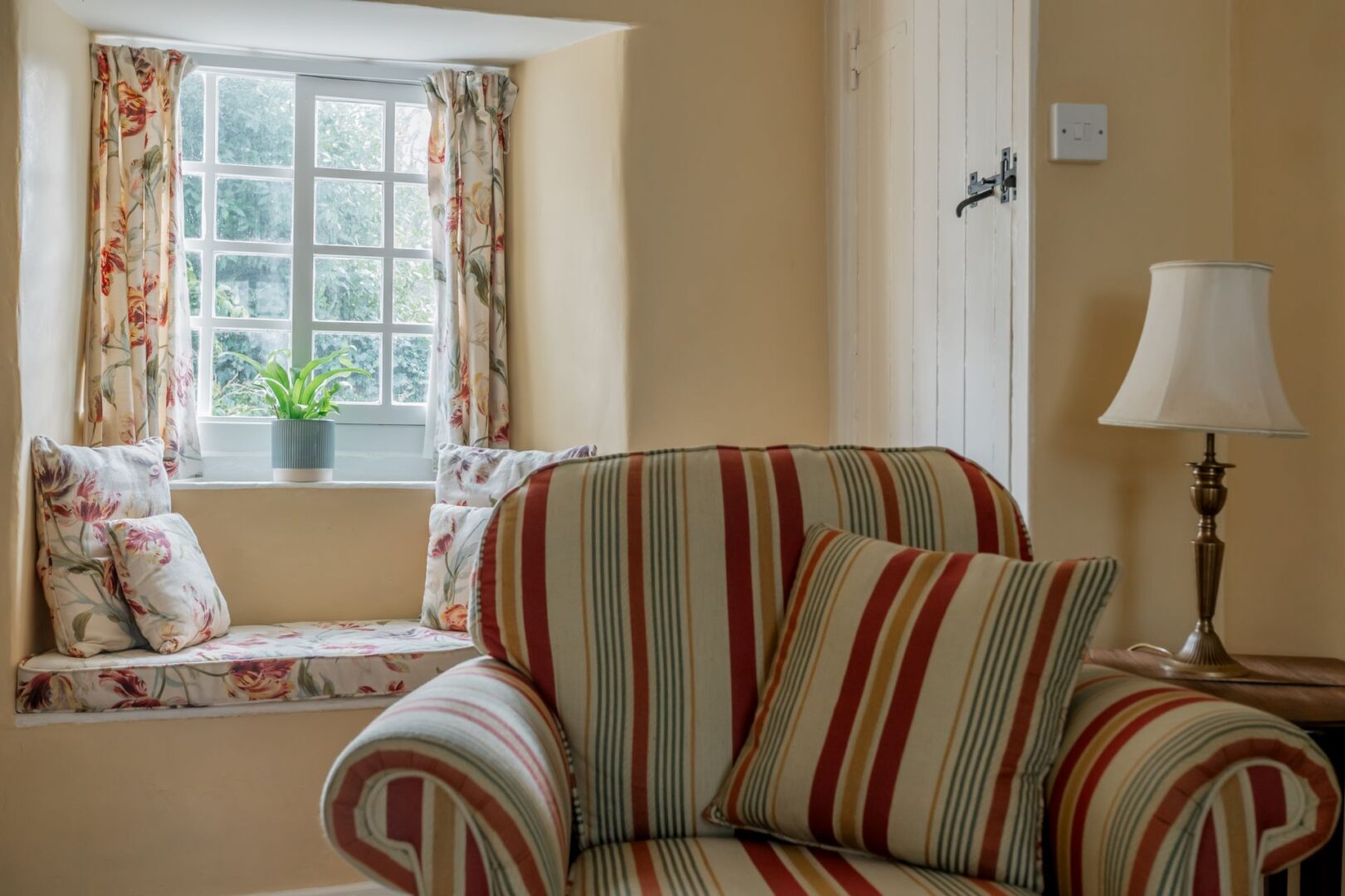 Elizabeth Cottage image