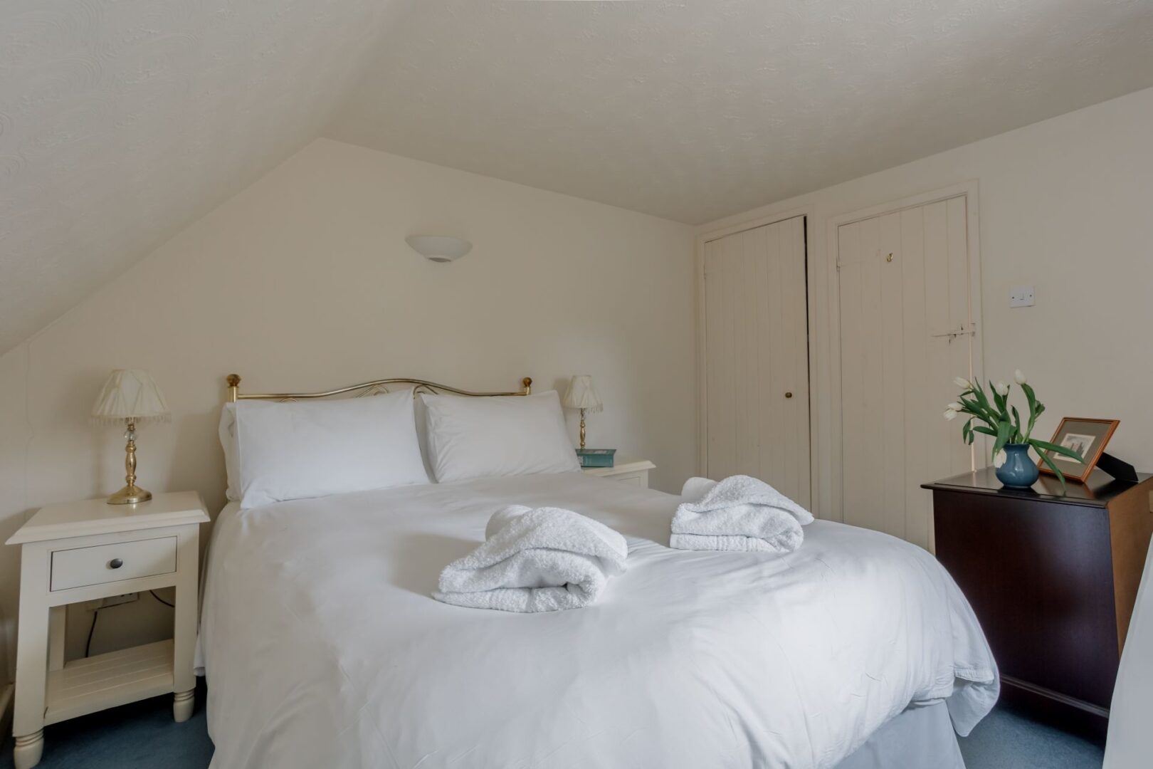 Elizabeth Cottage image