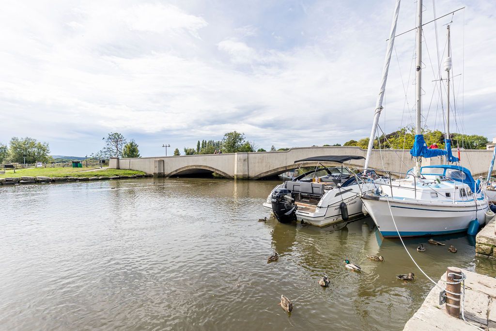 Bronte Cottage image