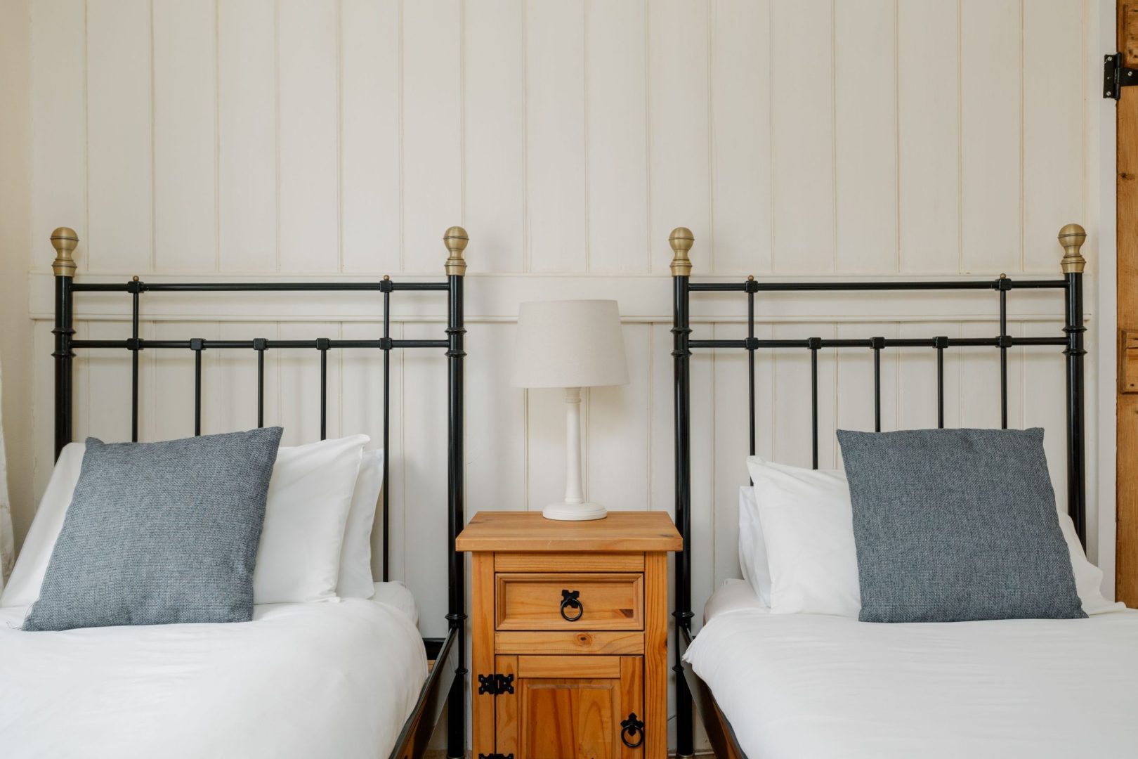 Froxfield Cottage image