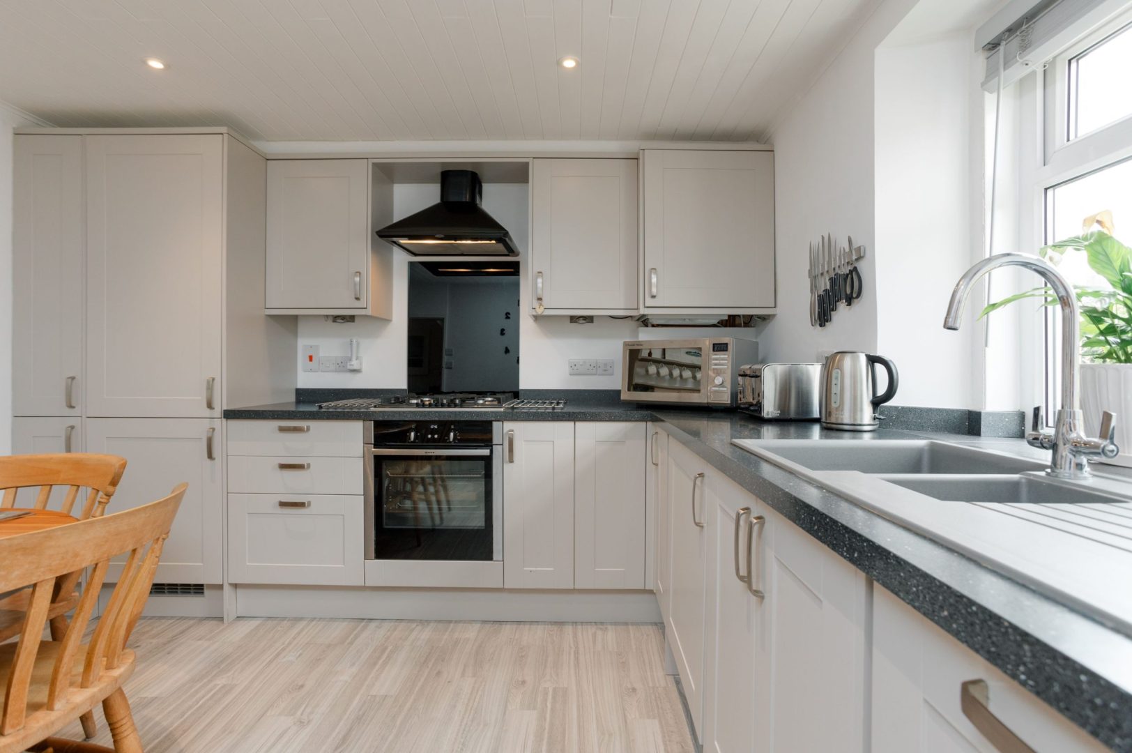 Froxfield Cottage image