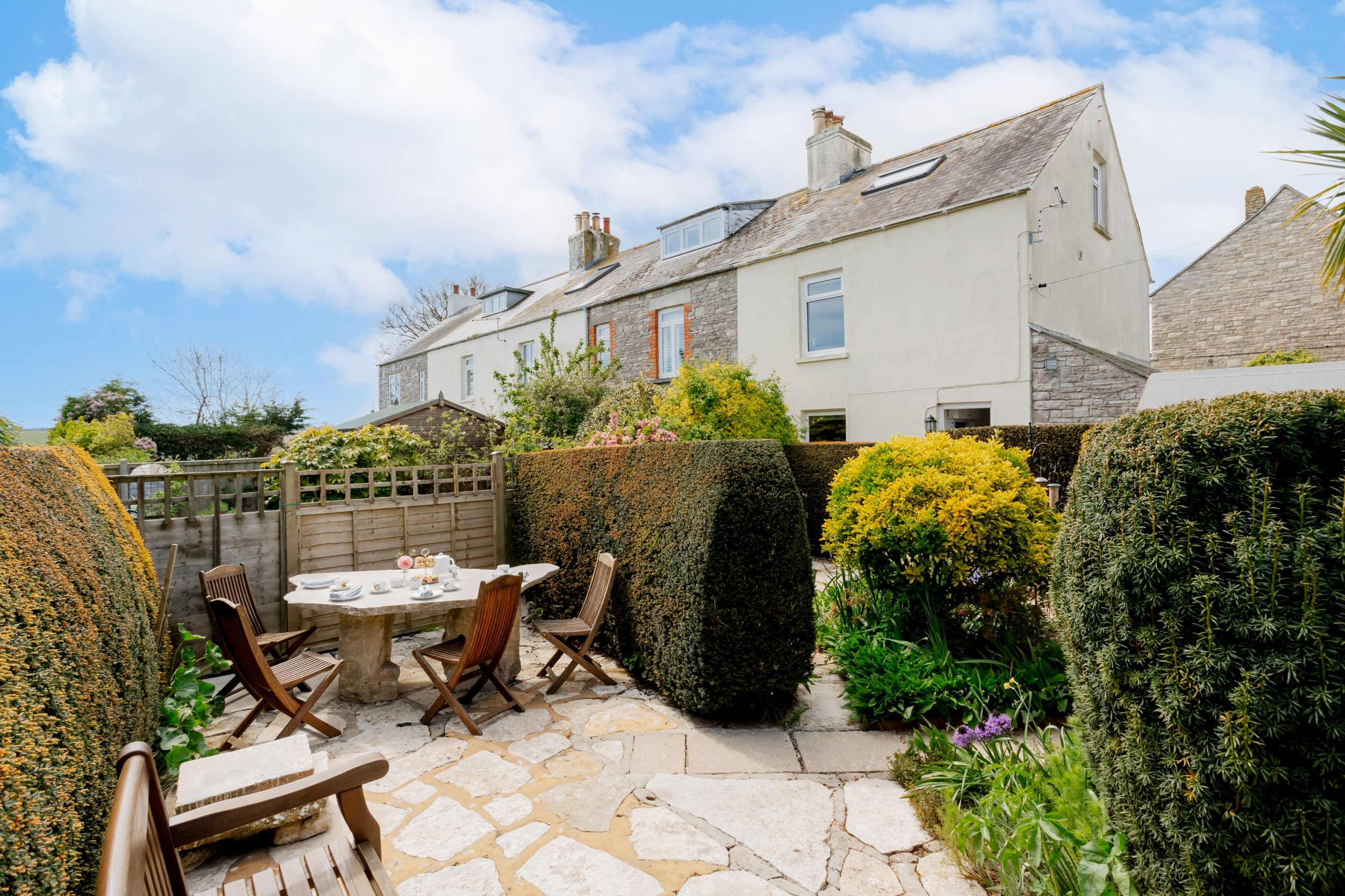 Froxfield Cottage, Langton Matravers, Sleeps 6 & baby