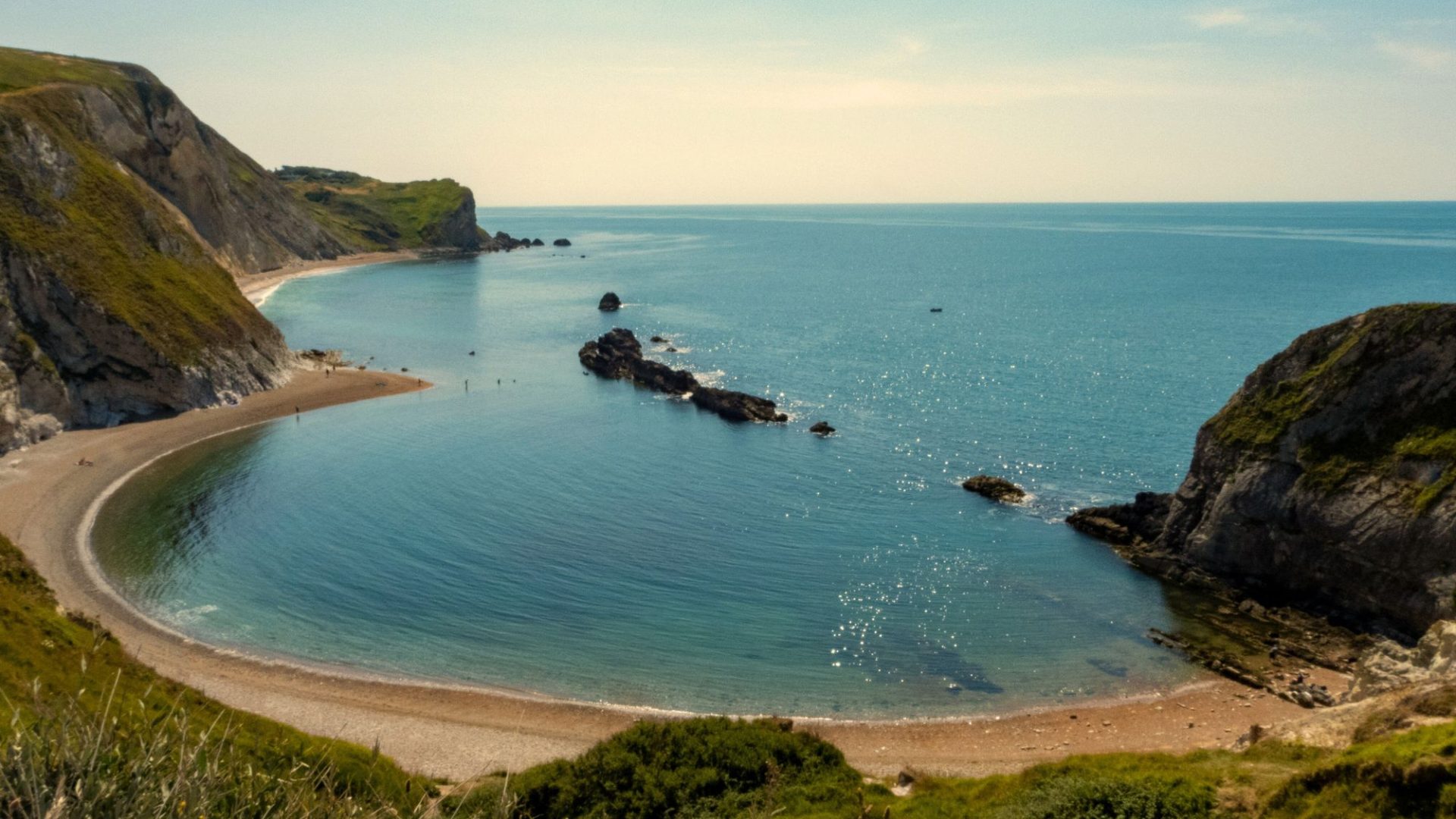 Cove in Dorset | A great place to visit for a last minute holiday in Dorset