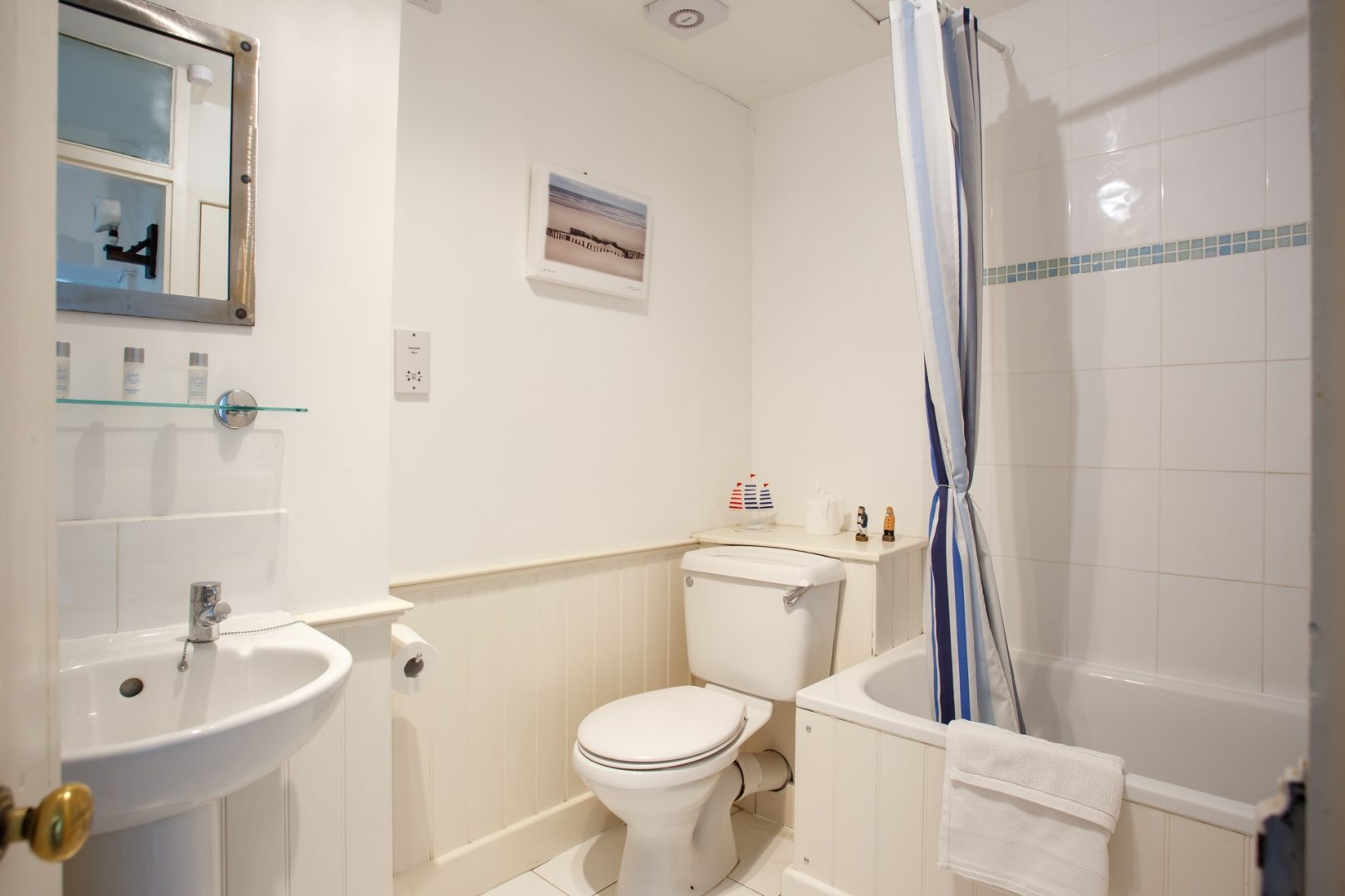 1 Westport Cottage Ph24 Web