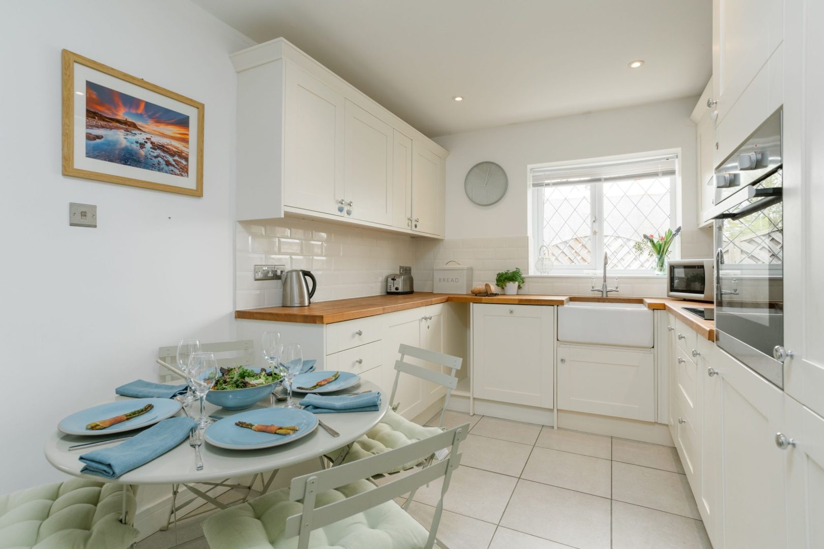 Ridgeview Cottage image