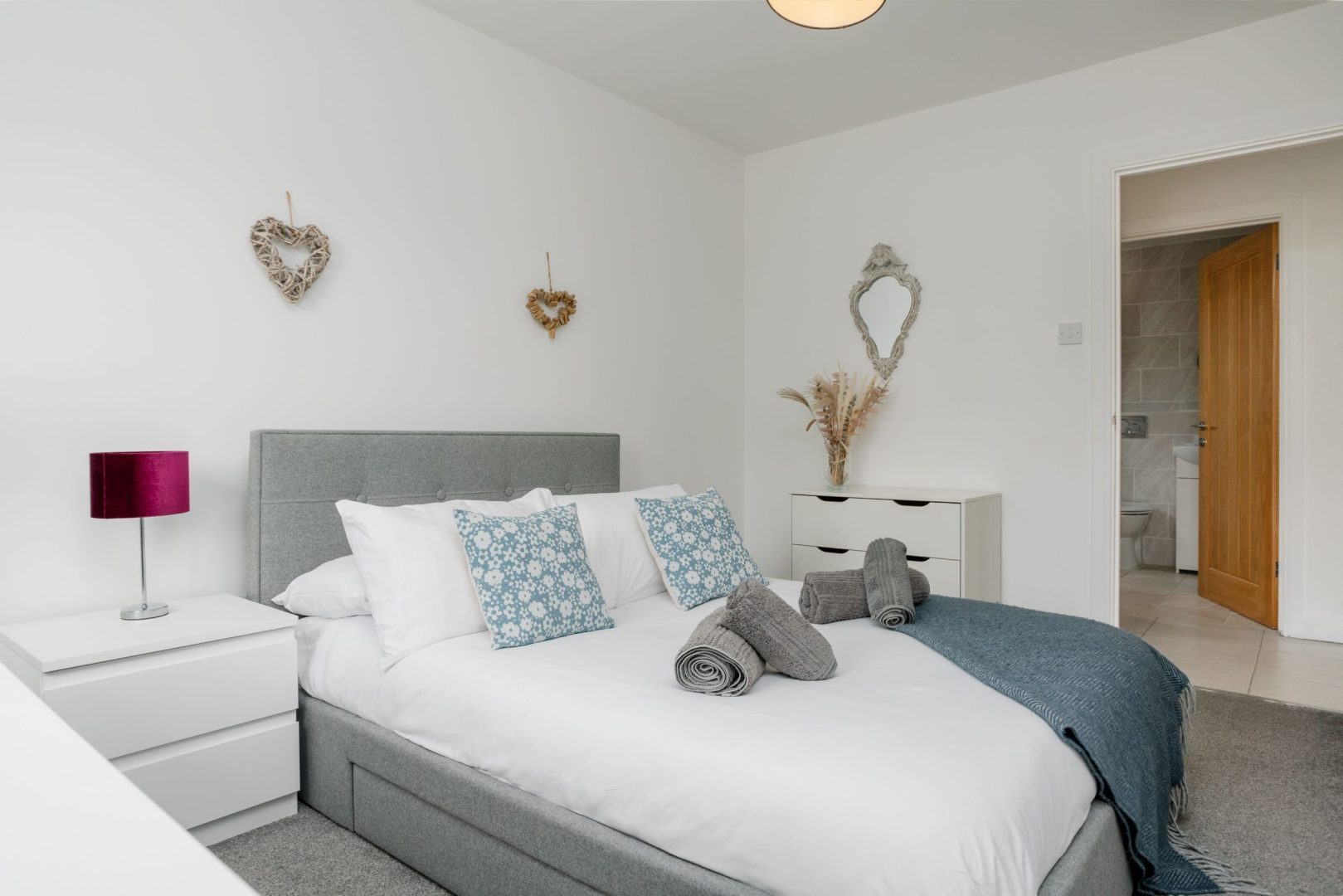 Ridgeview Cottage image