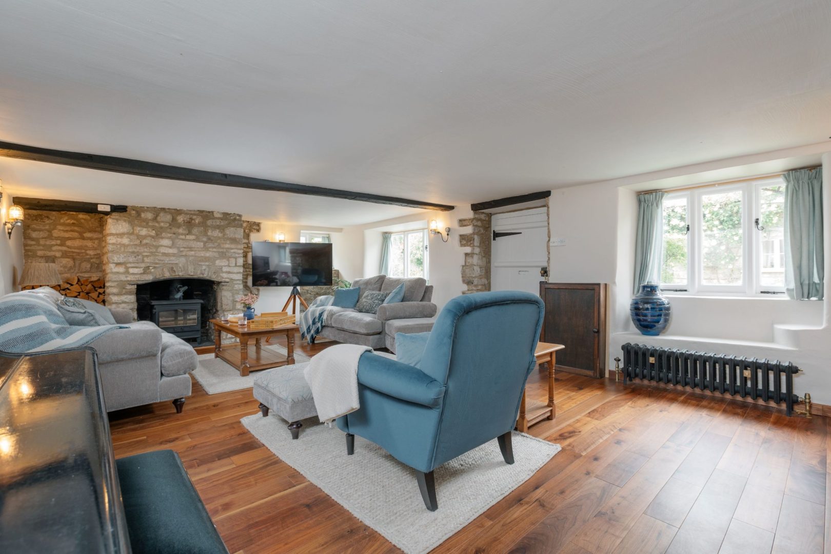 Castle View House image