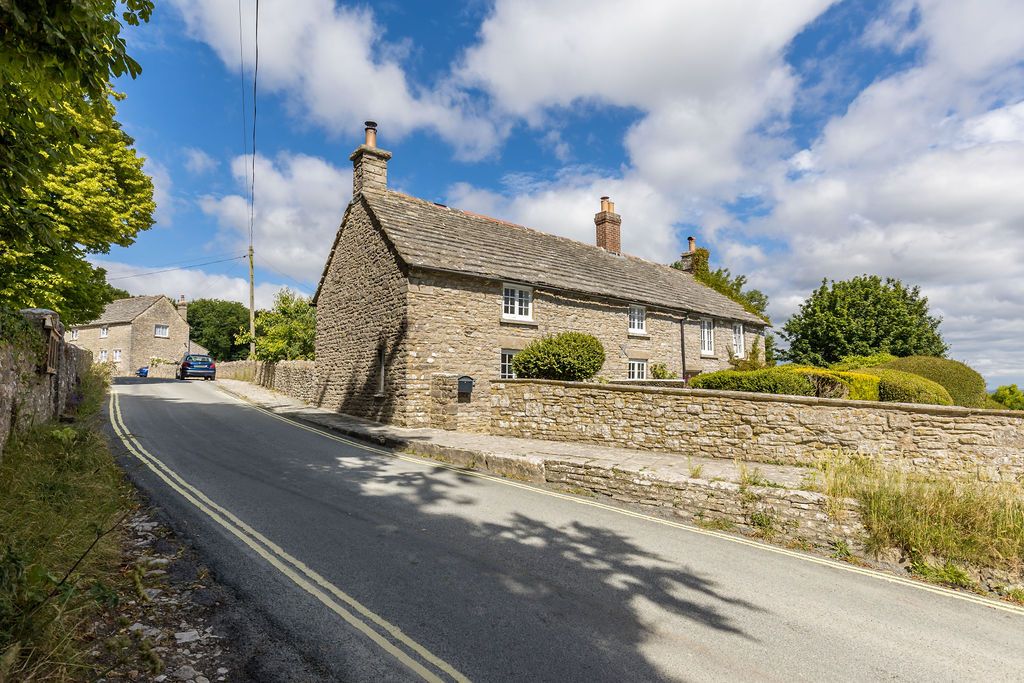 Honeysuckle Cottage image