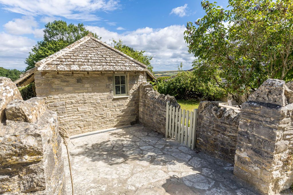 Honeysuckle Cottage image