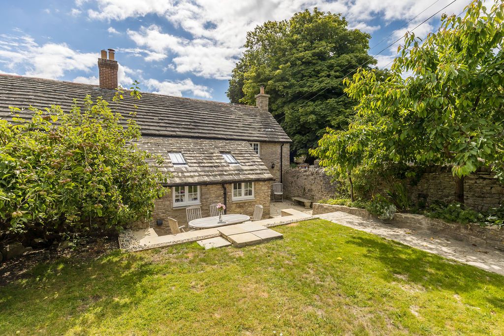 Honeysuckle Cottage image