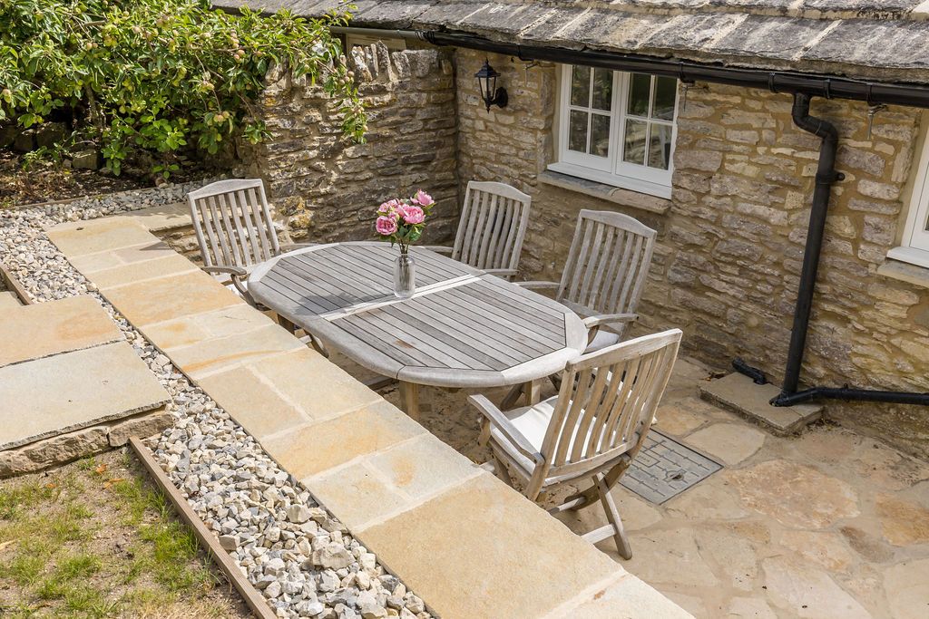 Honeysuckle Cottage image