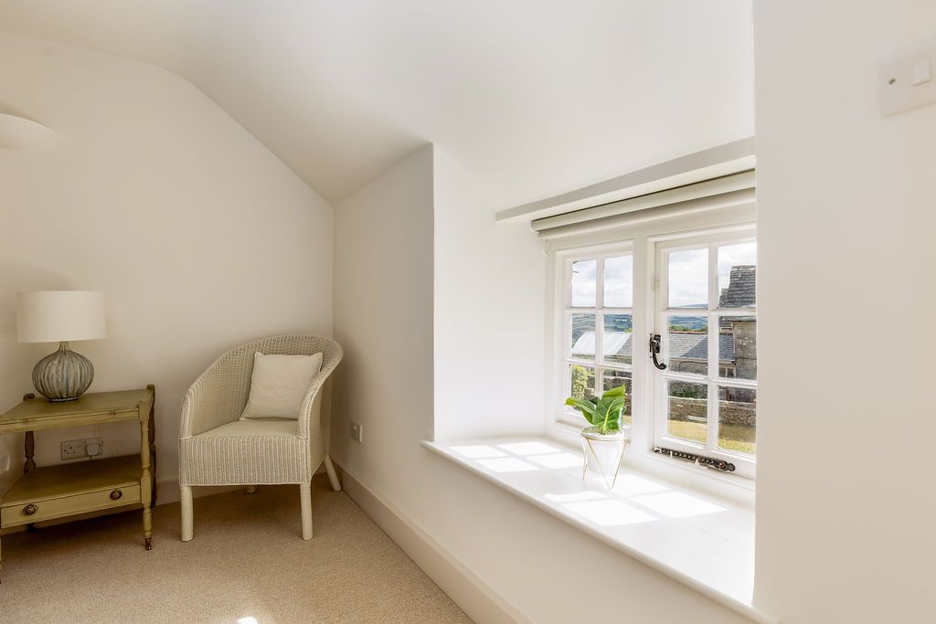 Honeysuckle Cottage image