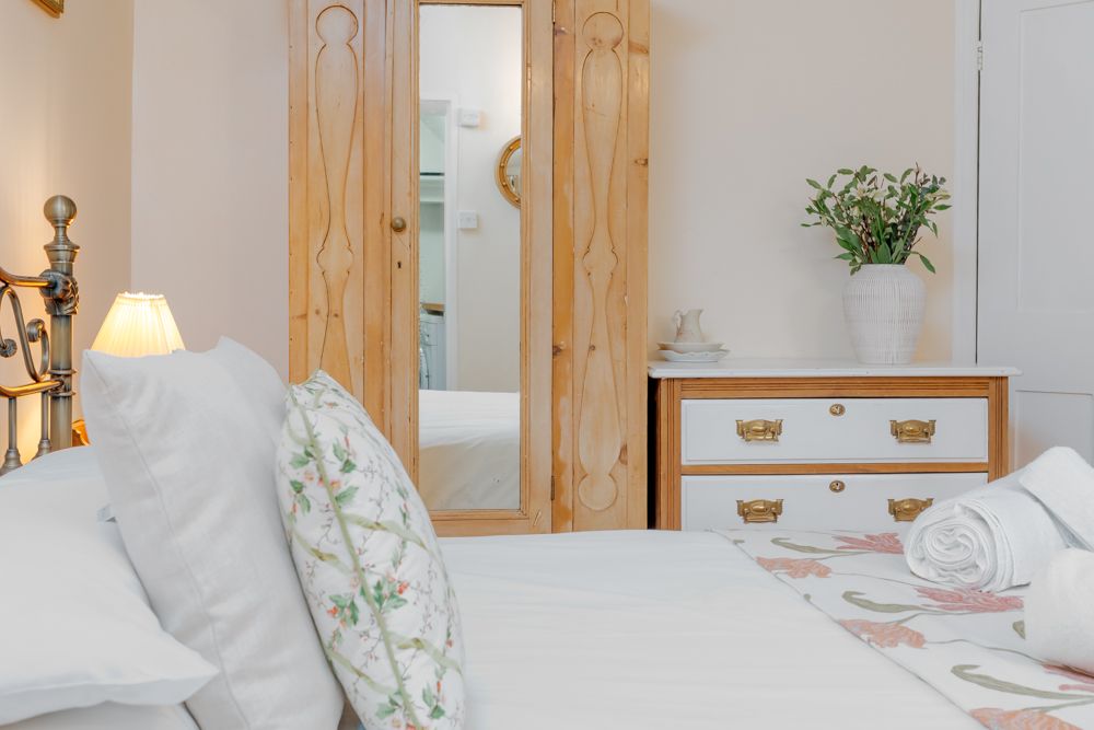 Old Stone House image