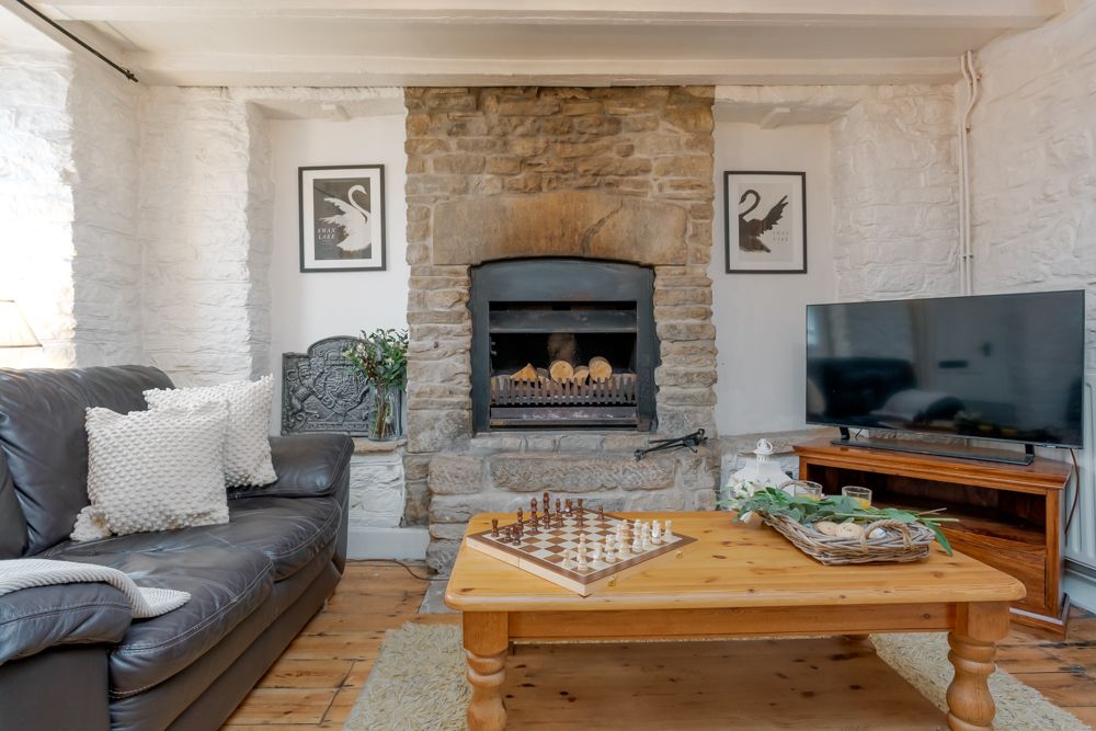 Old Stone House image