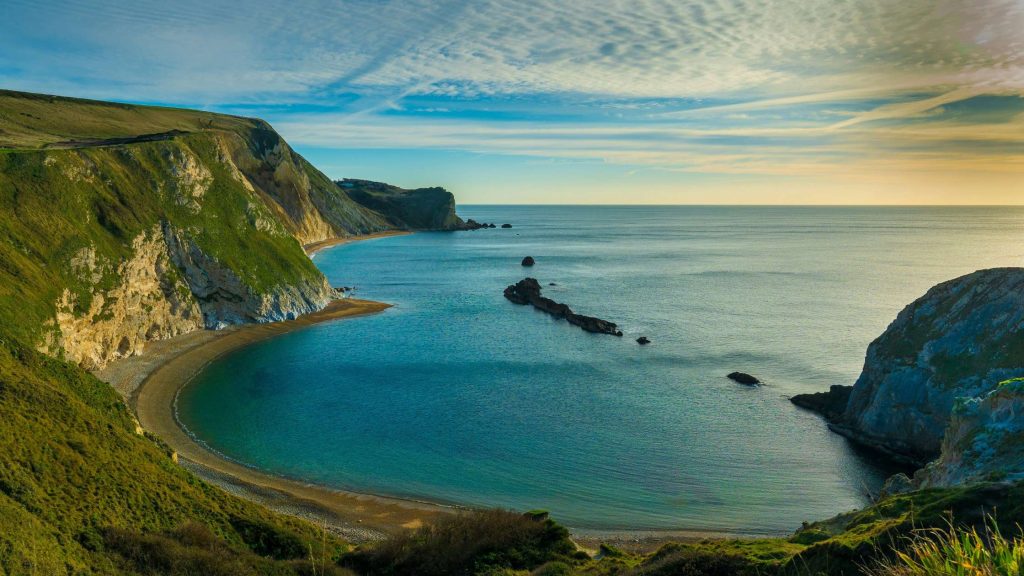 Lulworth Cove - Weather in Dorset in Summer