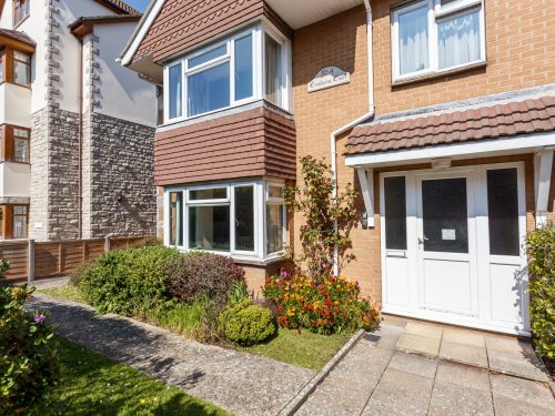Flat 3 4 Cranborne Rd Ph2 Web