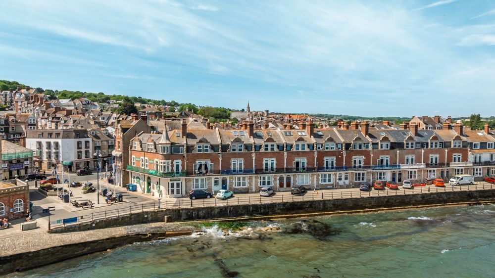 Balcony Apartment image