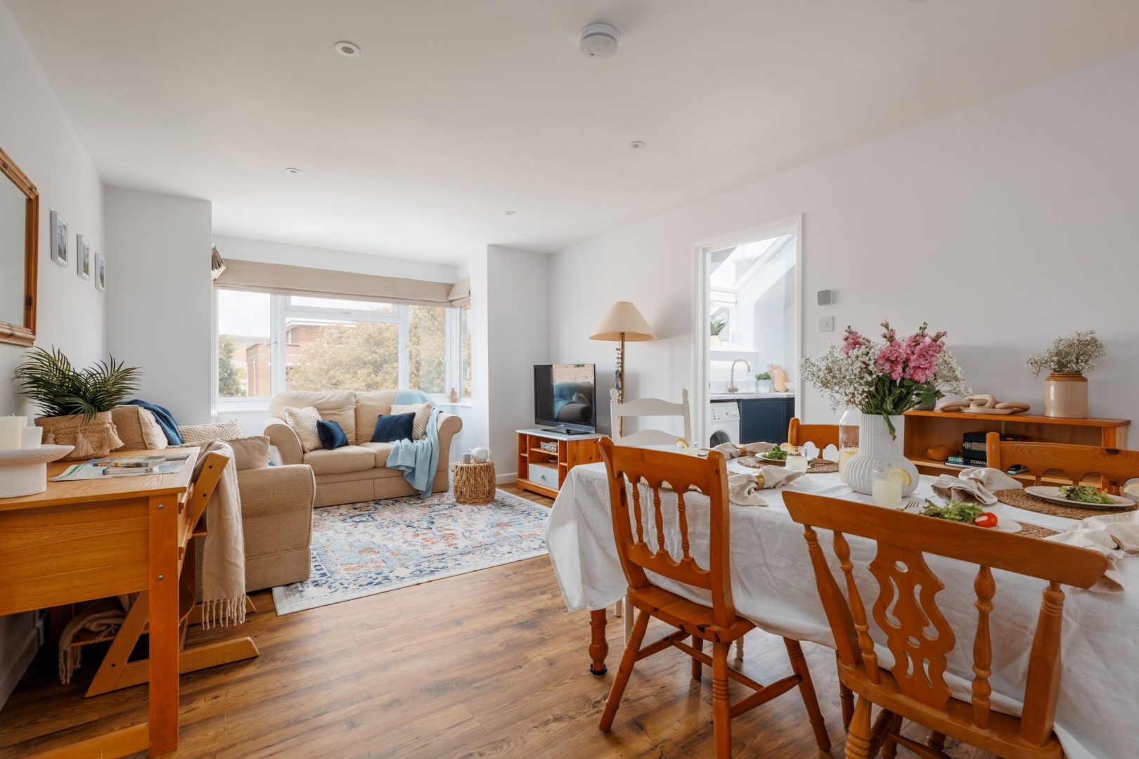 Sandy Shores Apartment image