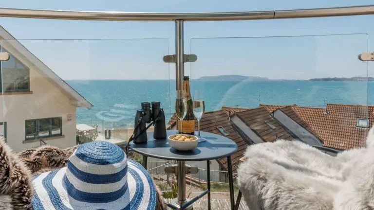 Luxury Dorset Holiday Home Seaview