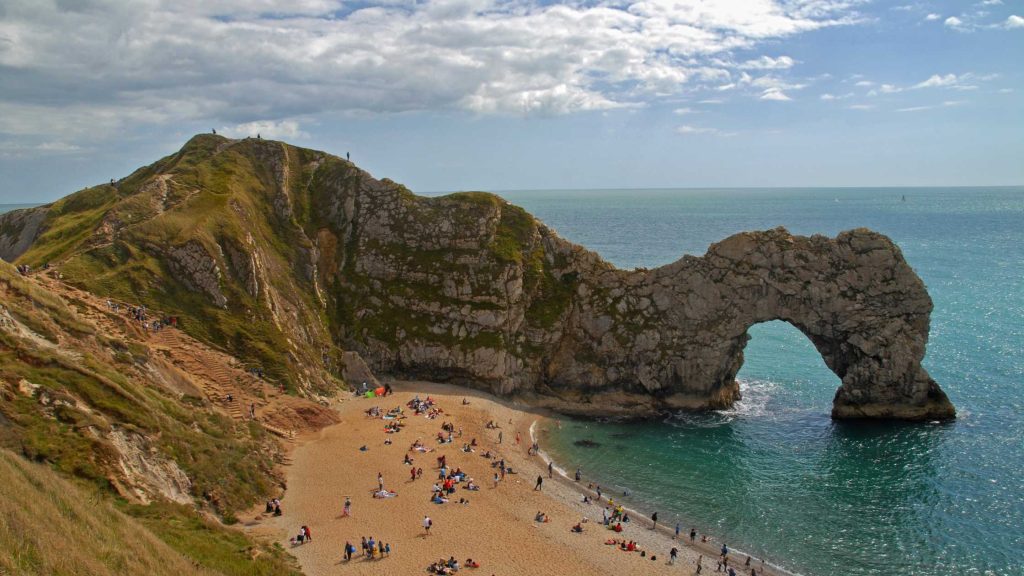 The best time to visit durdle door
