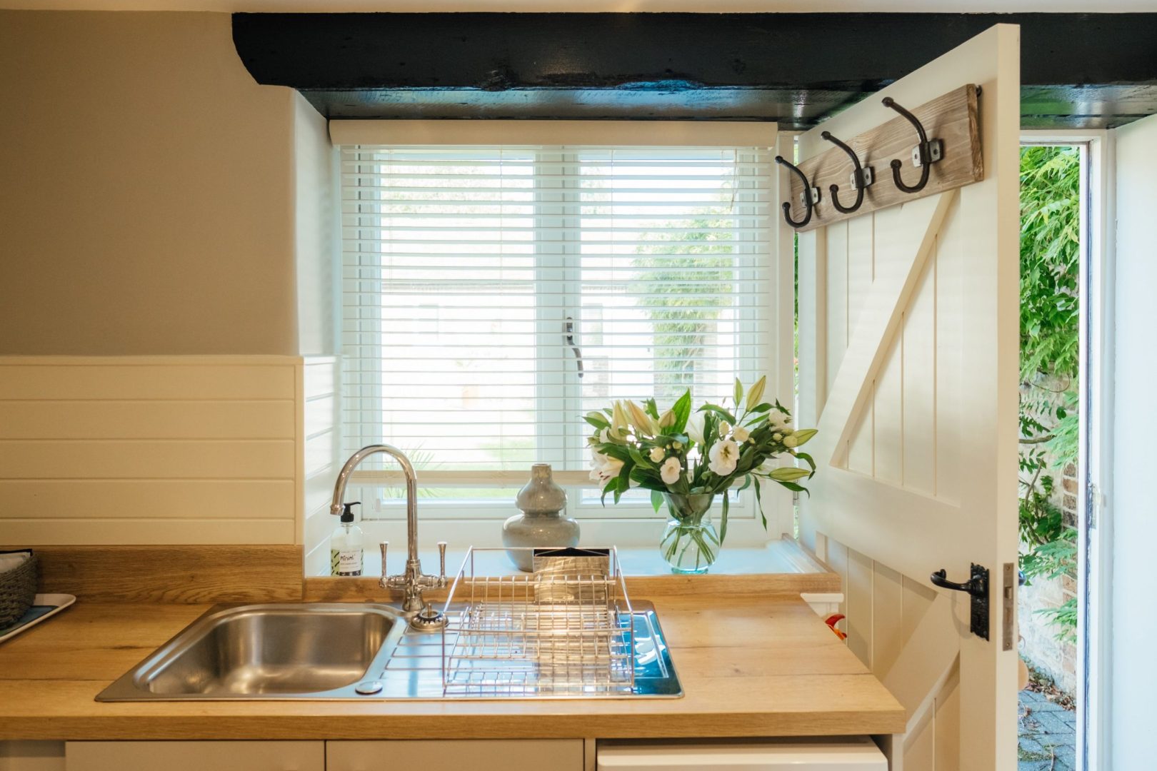 Jasmine Cottage image