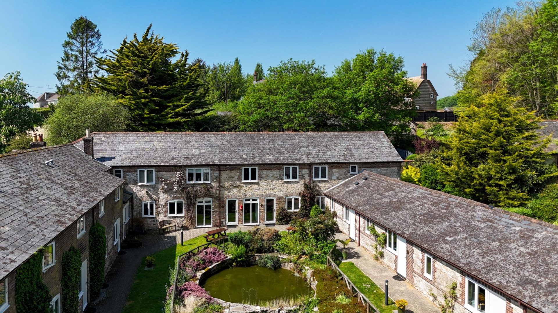 Wisteria Cottage image