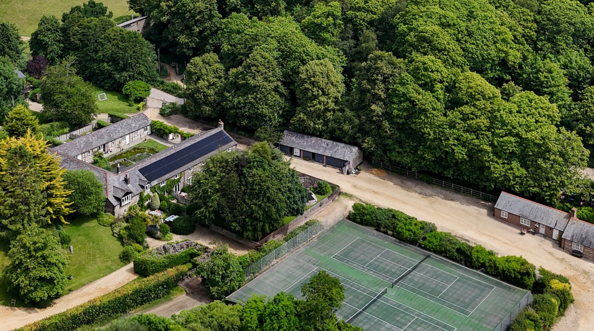 Wisteria Cottage image