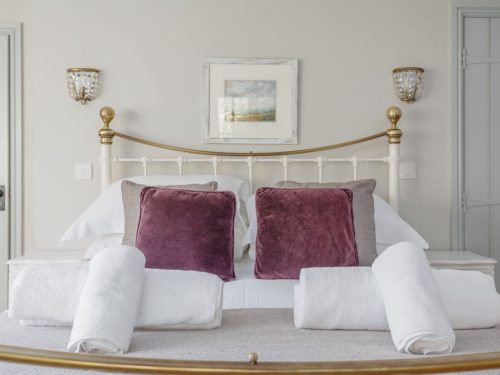 Snowdrop Cottage image