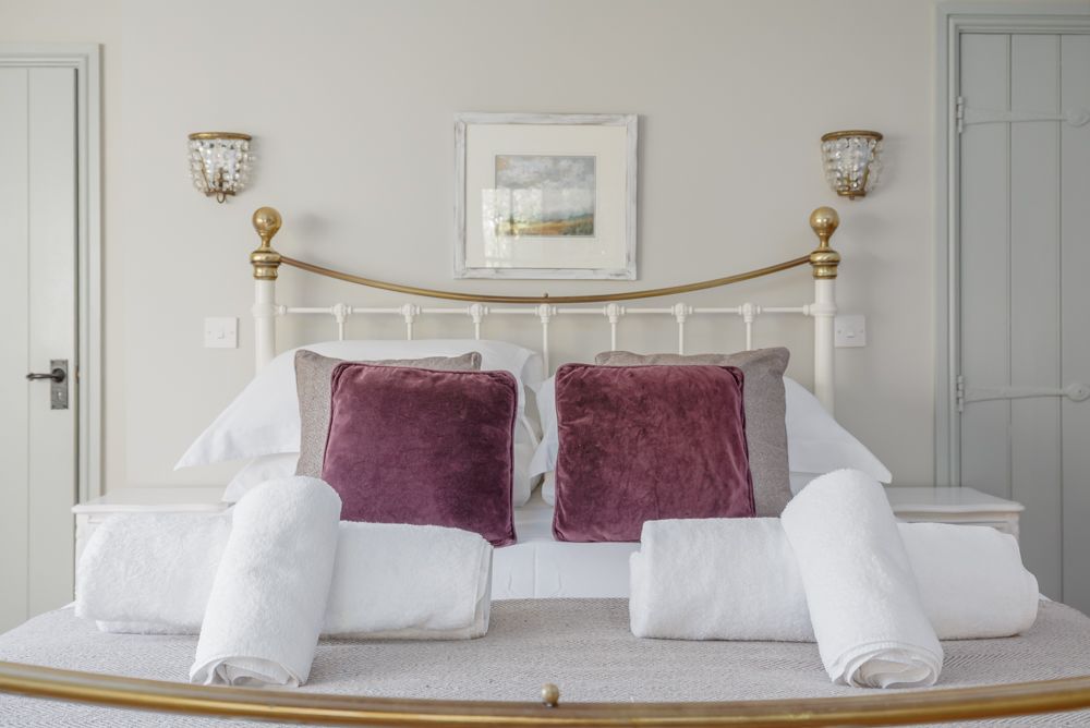 Snowdrop Cottage image