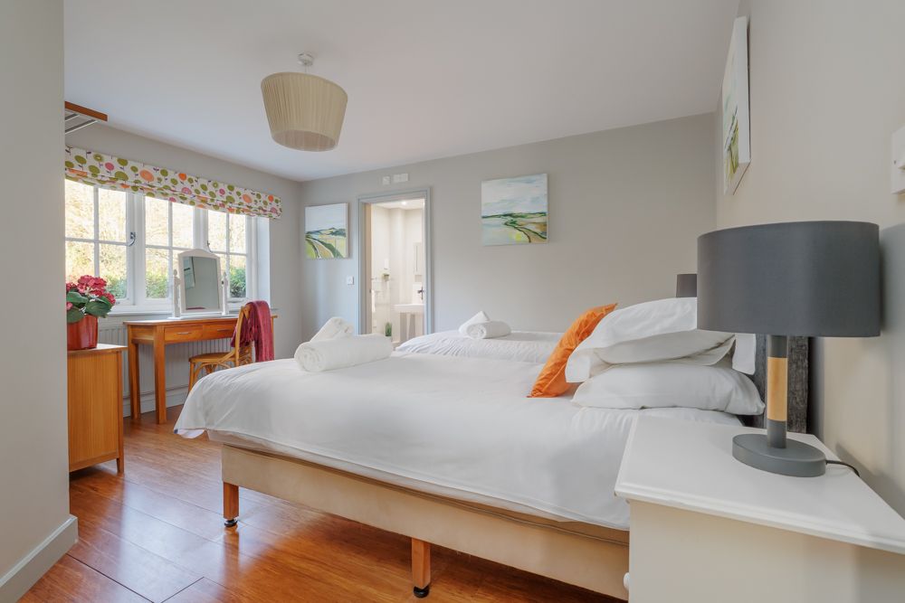 Snowdrop Cottage image