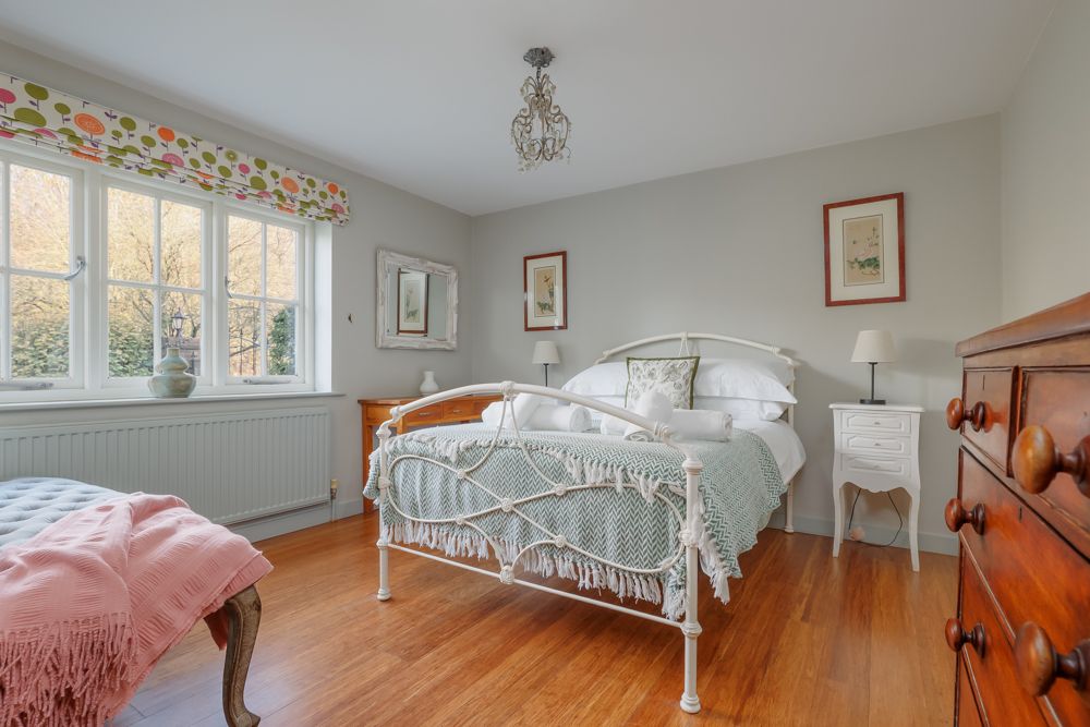 Snowdrop Cottage image