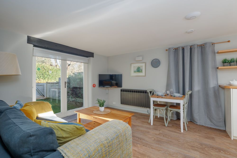 Primrose Cottage image