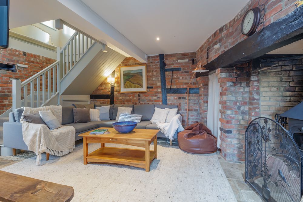 Foxglove Cottage image