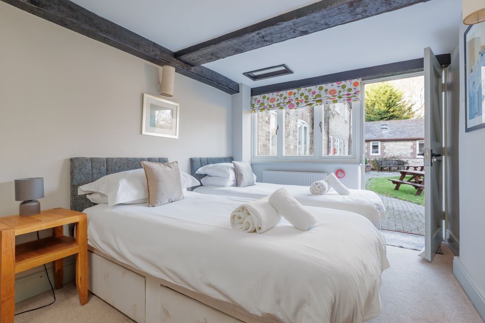 Foxglove Cottage image