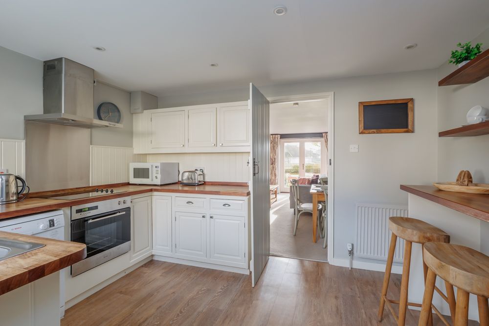 Wisteria Cottage image