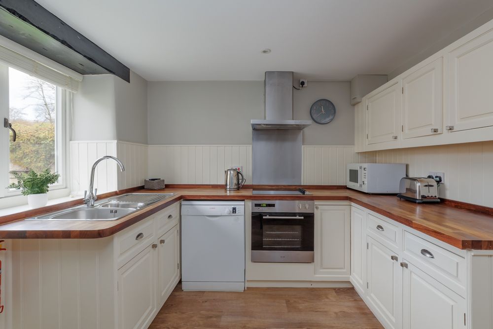 Wisteria Cottage image