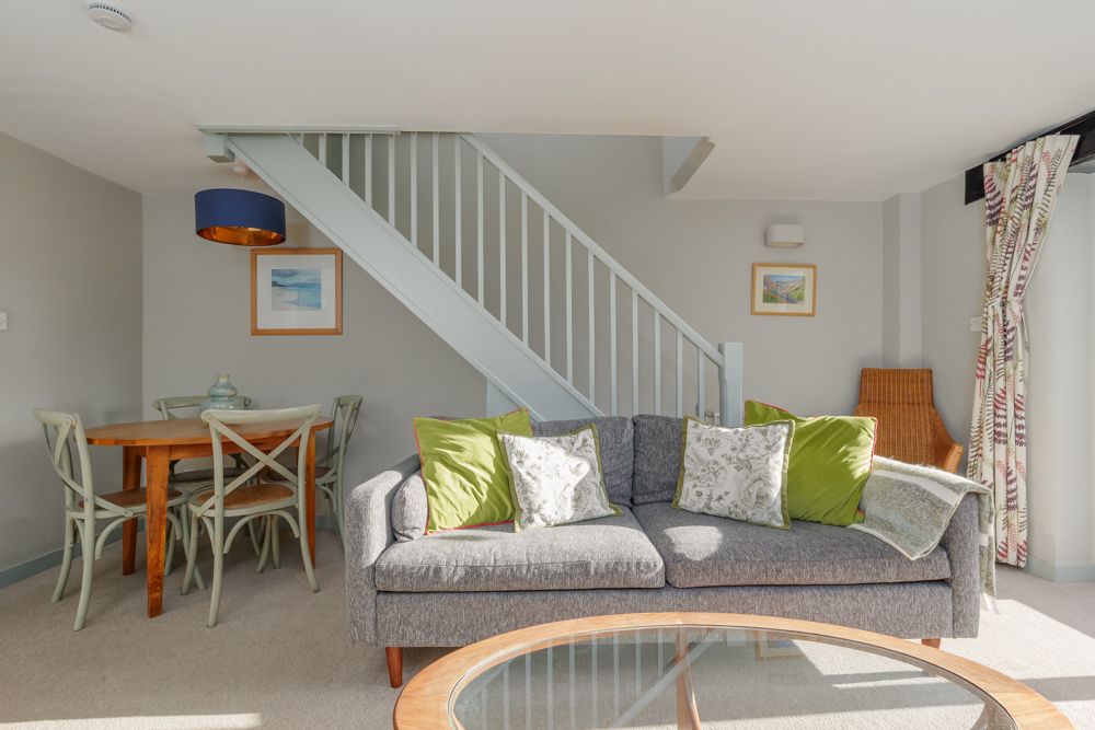 Jasmine Cottage image