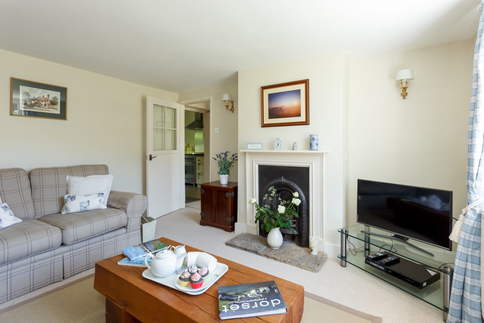 1 Westport Cottage Ph1 Web