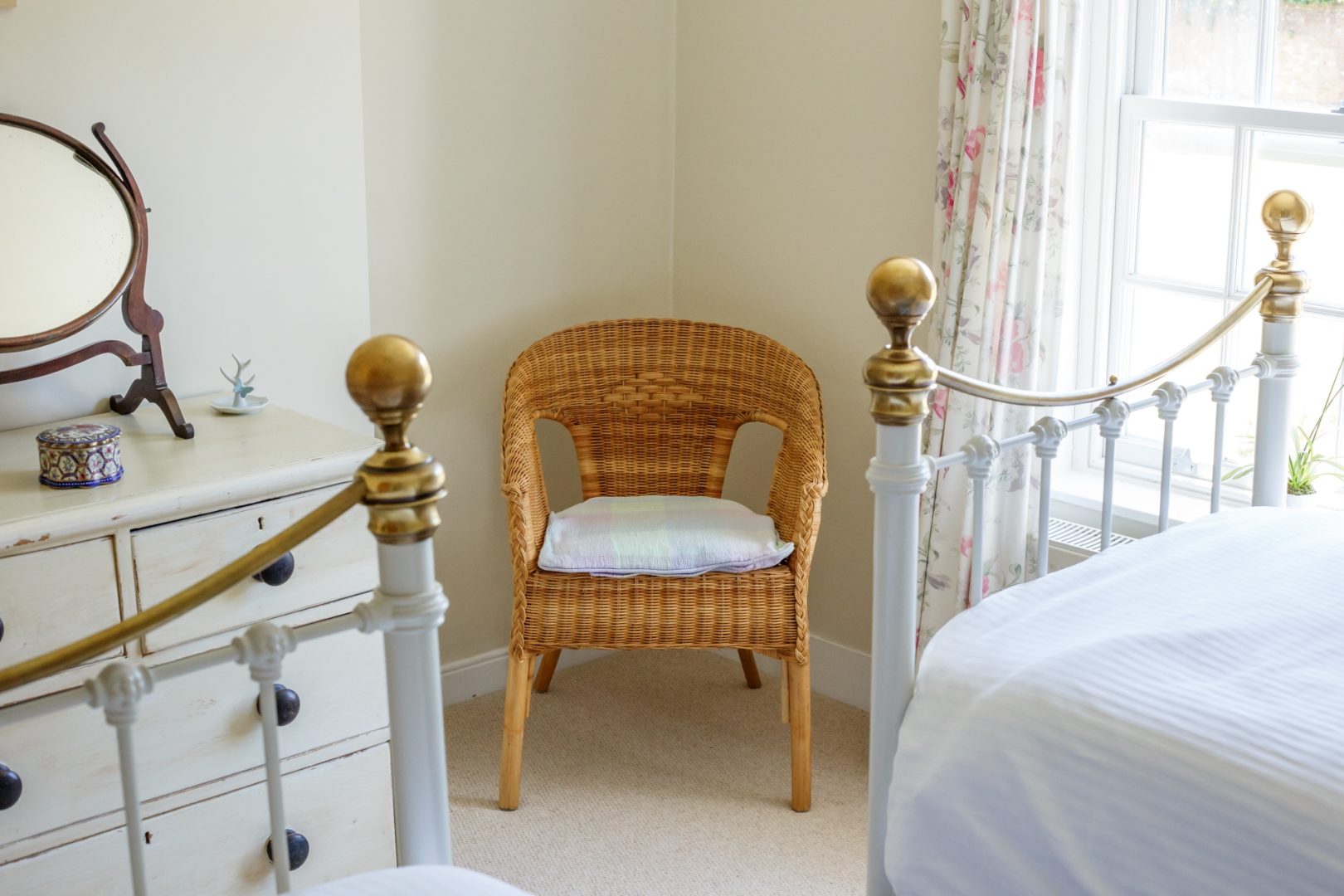 1 Westport Cottage Ph20 Web