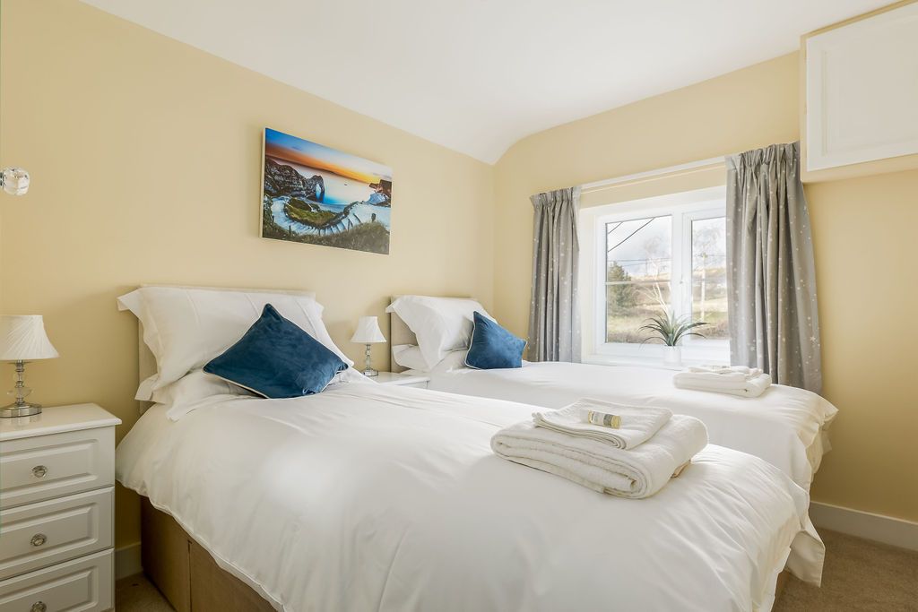 3 Puddledock Cottage image