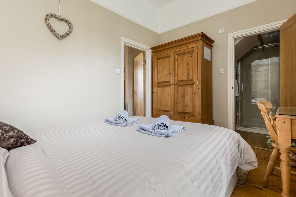 Malvern Apartment image