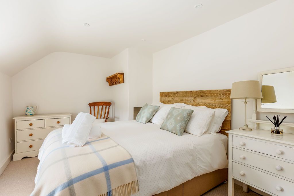 Honeysuckle Cottage image