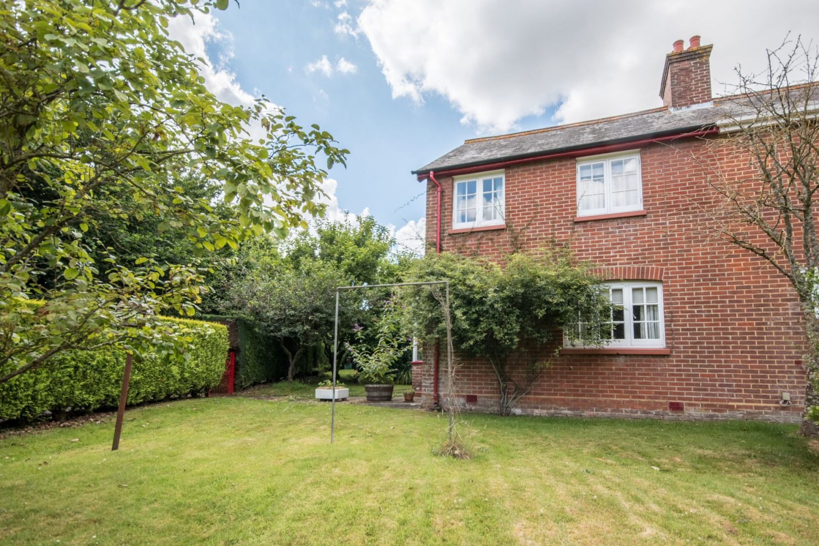 Denbur Cottage image