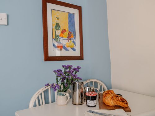 Elizabeth Cottage image