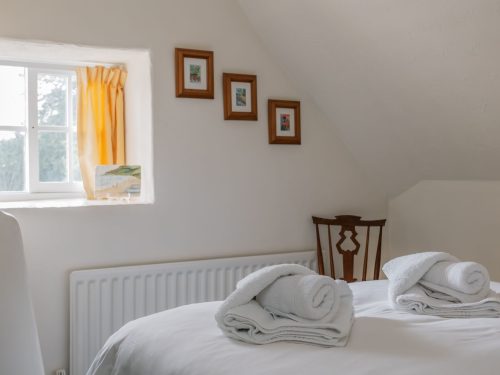 Elizabeth Cottage image