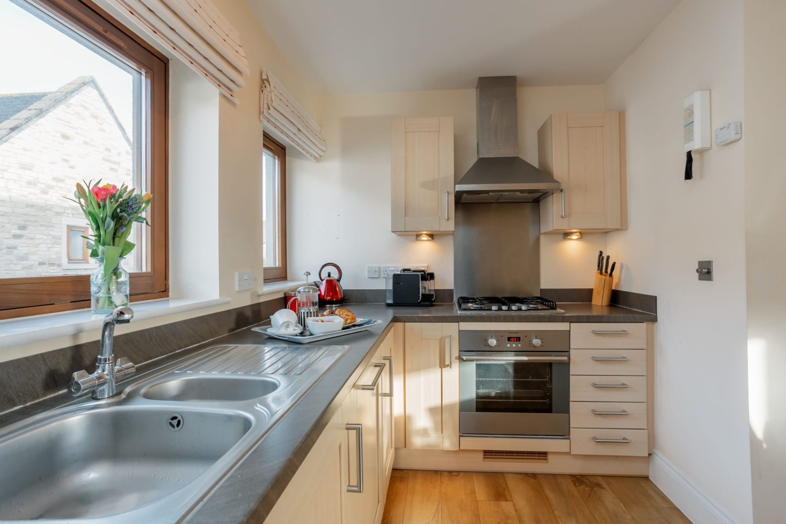 Newton Manor Grange image