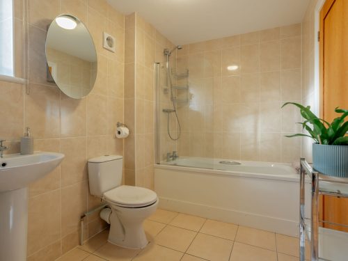 Newton Manor Grange image