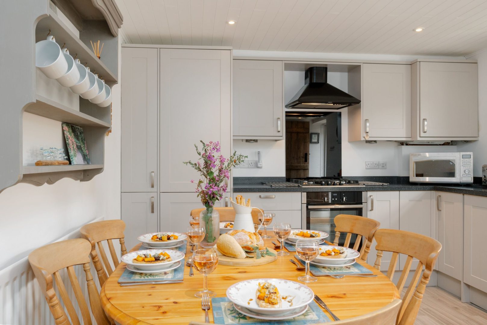 Froxfield Cottage image